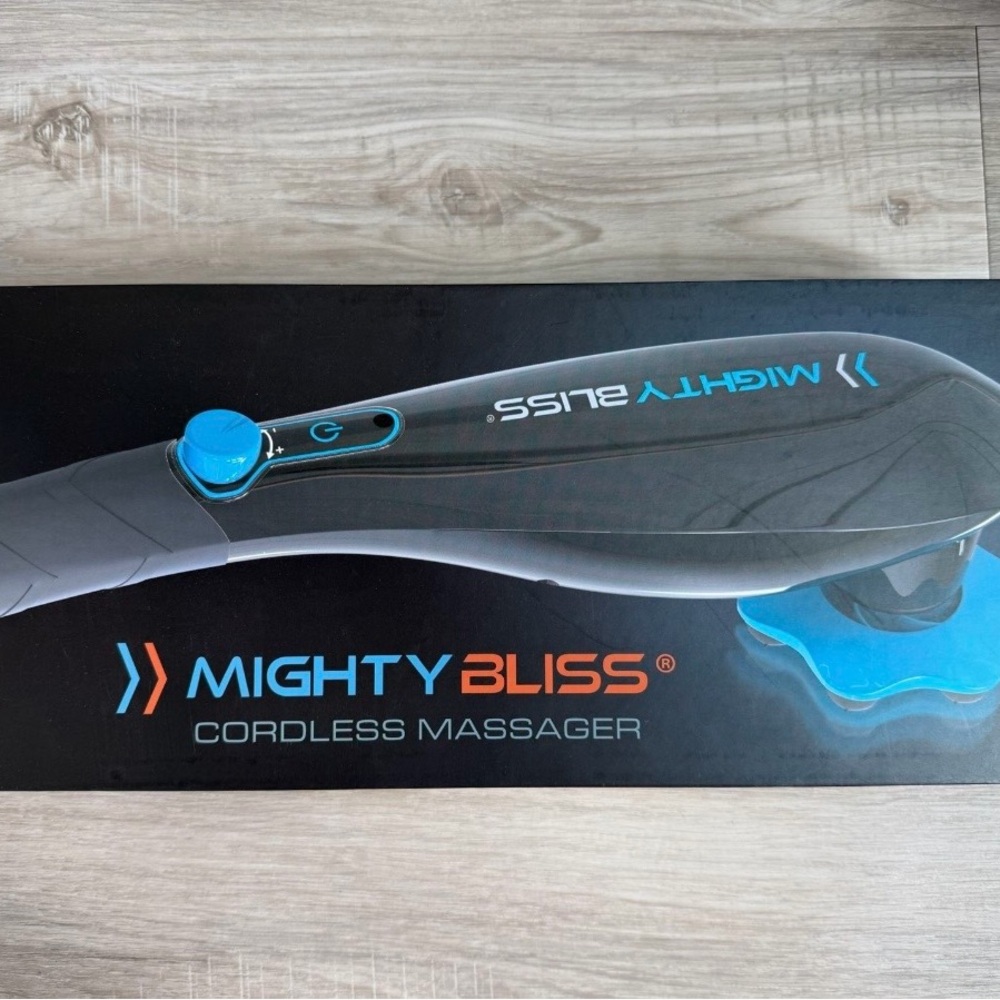 Cordless Massager - Black and Blue